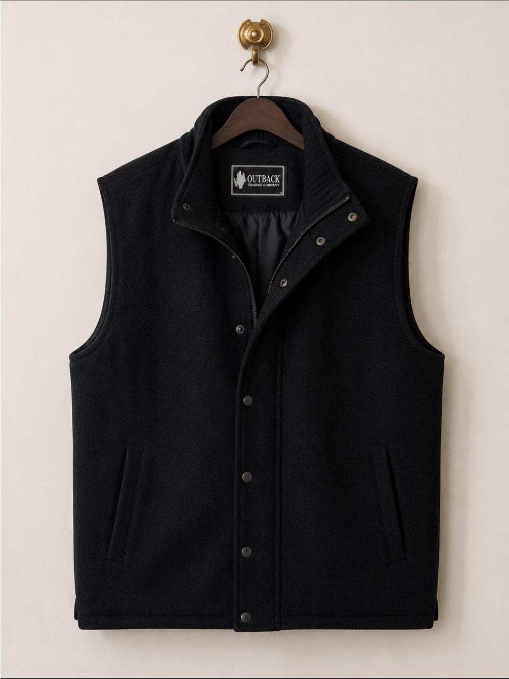 Outback Trading Company Mens Oaks Vest